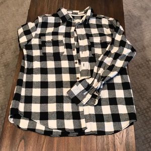 Men’s Flannel button down.
